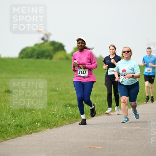 10.05.2026 - 8. Wedeler Halbmarathon Dr. Thomas Lammeyer http://msf.ph/oto/9700237 10.05.2026 11:39:16 Laufen 2143, 480 meine-sportfotos.de