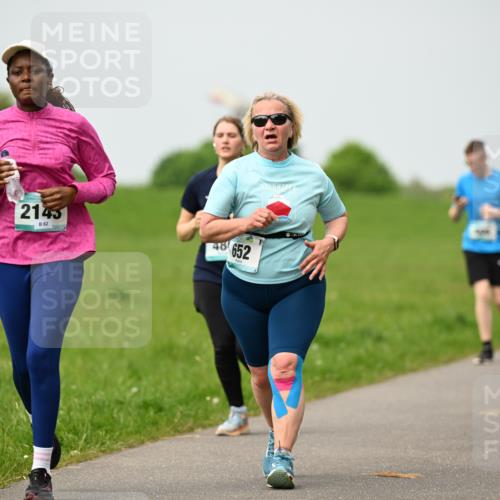 10.05.2026 - 8. Wedeler Halbmarathon Dr. Thomas Lammeyer http://msf.ph/oto/9700275 10.05.2026 11:39:20 Laufen 2143, 652 meine-sportfotos.de