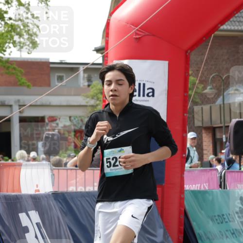 10.05.2026 - 8. Wedeler Halbmarathon Yannick Fuchs http://msf.ph/oto/9700284 10.05.2026 11:21:17 Ziel 520 meine-sportfotos.de