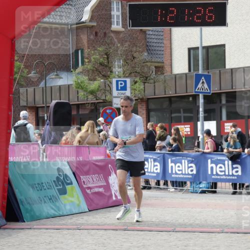 10.05.2026 - 8. Wedeler Halbmarathon Yannick Fuchs http://msf.ph/oto/9700303 10.05.2026 11:21:26 Ziel 339 meine-sportfotos.de