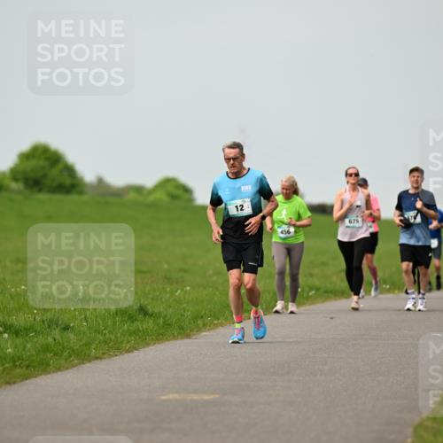10.05.2026 - 8. Wedeler Halbmarathon Dr. Thomas Lammeyer http://msf.ph/oto/9700387 10.05.2026 11:39:35 Laufen 456, 675, 1041 meine-sportfotos.de