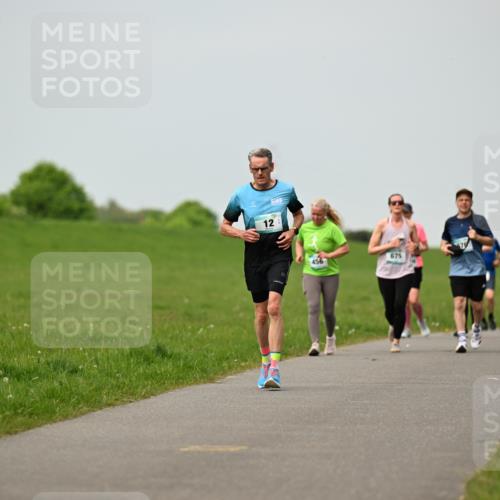 10.05.2026 - 8. Wedeler Halbmarathon Dr. Thomas Lammeyer http://msf.ph/oto/9700390 10.05.2026 11:39:35 Laufen 456, 675, 1041 meine-sportfotos.de