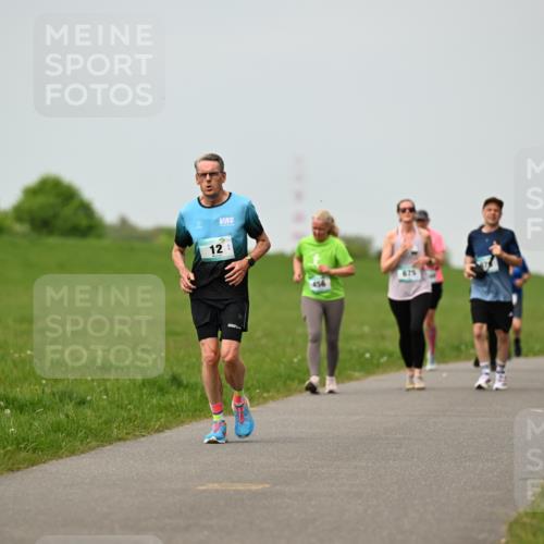 10.05.2026 - 8. Wedeler Halbmarathon Dr. Thomas Lammeyer http://msf.ph/oto/9700401 10.05.2026 11:39:37 Laufen 1041 meine-sportfotos.de