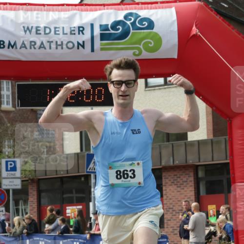 10.05.2026 - 8. Wedeler Halbmarathon Yannick Fuchs http://msf.ph/oto/9700437 10.05.2026 11:22:00 Ziel 863 meine-sportfotos.de