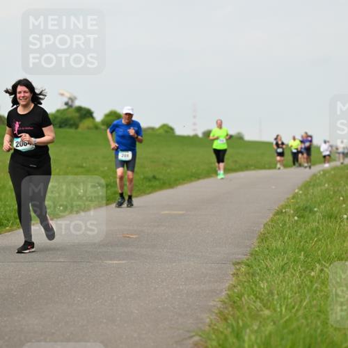 10.05.2026 - 8. Wedeler Halbmarathon Dr. Thomas Lammeyer http://msf.ph/oto/9700524 10.05.2026 11:39:52 Laufen 2109, 206, 201 meine-sportfotos.de