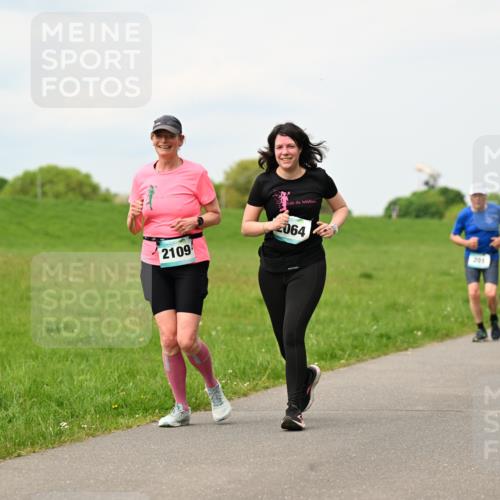 10.05.2026 - 8. Wedeler Halbmarathon Dr. Thomas Lammeyer http://msf.ph/oto/9700532 10.05.2026 11:39:53 Laufen 2109, 064, 201 meine-sportfotos.de
