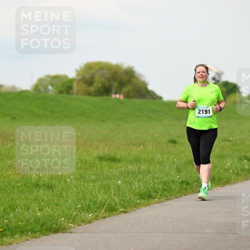 10.05.2026 - 8. Wedeler Halbmarathon Dr. Thomas Lammeyer http://msf.ph/oto/9700569 10.05.2026 11:40:02 Laufen 2191 meine-sportfotos.de