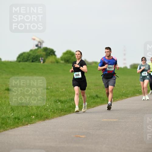 10.05.2026 - 8. Wedeler Halbmarathon Dr. Thomas Lammeyer http://msf.ph/oto/9700596 10.05.2026 11:40:06 Laufen 355, 1017, 739 meine-sportfotos.de