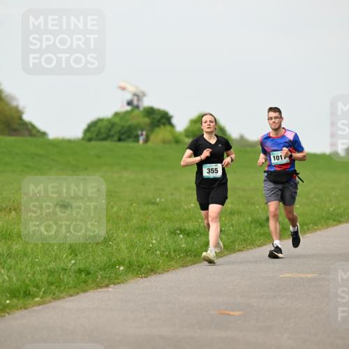 10.05.2026 - 8. Wedeler Halbmarathon Dr. Thomas Lammeyer http://msf.ph/oto/9700601 10.05.2026 11:40:07 Laufen 101, 355, 739, 653 meine-sportfotos.de