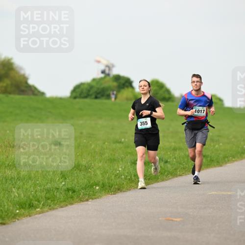 10.05.2026 - 8. Wedeler Halbmarathon Dr. Thomas Lammeyer http://msf.ph/oto/9700607 10.05.2026 11:40:07 Laufen 355, 1017, 739, 653 meine-sportfotos.de