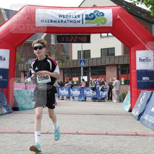 10.05.2026 - 8. Wedeler Halbmarathon Yannick Fuchs http://msf.ph/oto/9700608 10.05.2026 11:22:47 Ziel 684, 2080 meine-sportfotos.de