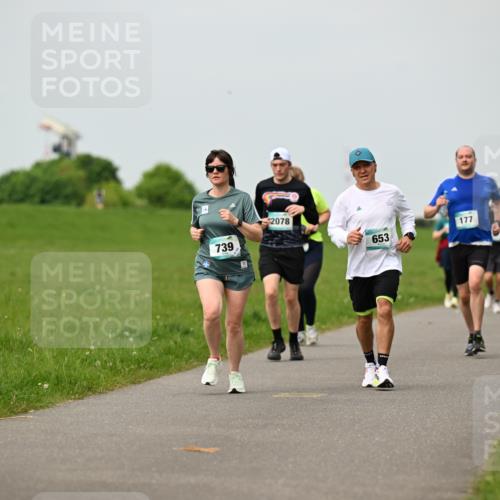 10.05.2026 - 8. Wedeler Halbmarathon Dr. Thomas Lammeyer http://msf.ph/oto/9700652 10.05.2026 11:40:13 Laufen 739, 2078, 177, 653 meine-sportfotos.de