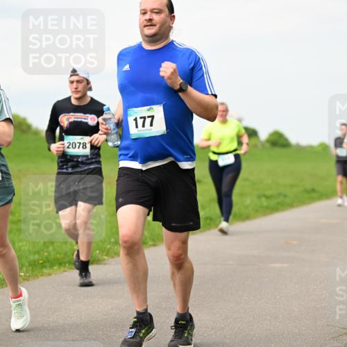 10.05.2026 - 8. Wedeler Halbmarathon Dr. Thomas Lammeyer http://msf.ph/oto/9700705 10.05.2026 11:40:19 Laufen 739, 2078, 177 meine-sportfotos.de