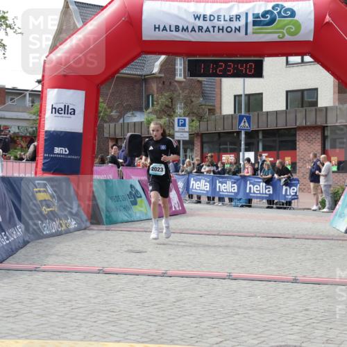10.05.2026 - 8. Wedeler Halbmarathon Yannick Fuchs http://msf.ph/oto/9700835 10.05.2026 11:23:39 Ziel 2023, 2166 meine-sportfotos.de