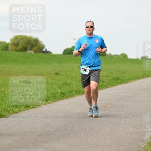10.05.2026 - 8. Wedeler Halbmarathon Dr. Thomas Lammeyer http://msf.ph/oto/9700884 10.05.2026 11:40:54 Laufen 182, 736 meine-sportfotos.de