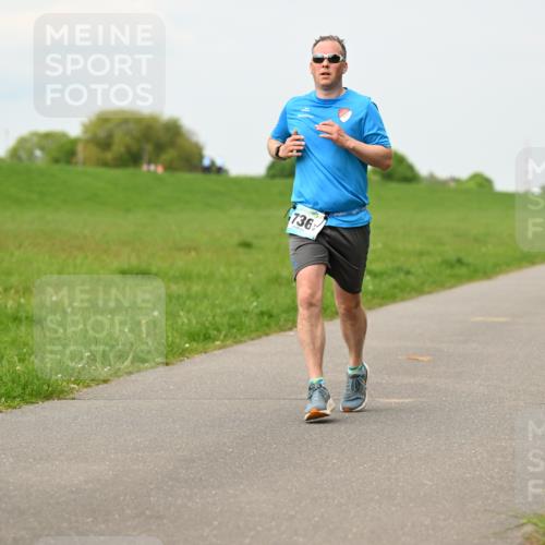 10.05.2026 - 8. Wedeler Halbmarathon Dr. Thomas Lammeyer http://msf.ph/oto/9700891 10.05.2026 11:40:54 Laufen 136 meine-sportfotos.de