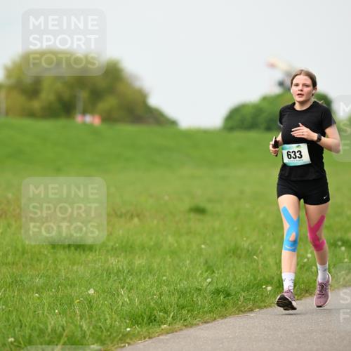 10.05.2026 - 8. Wedeler Halbmarathon Dr. Thomas Lammeyer http://msf.ph/oto/9700930 10.05.2026 11:41:05 Laufen 633 meine-sportfotos.de