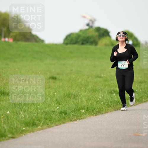 10.05.2026 - 8. Wedeler Halbmarathon Dr. Thomas Lammeyer http://msf.ph/oto/9700948 10.05.2026 11:41:15 Laufen  meine-sportfotos.de