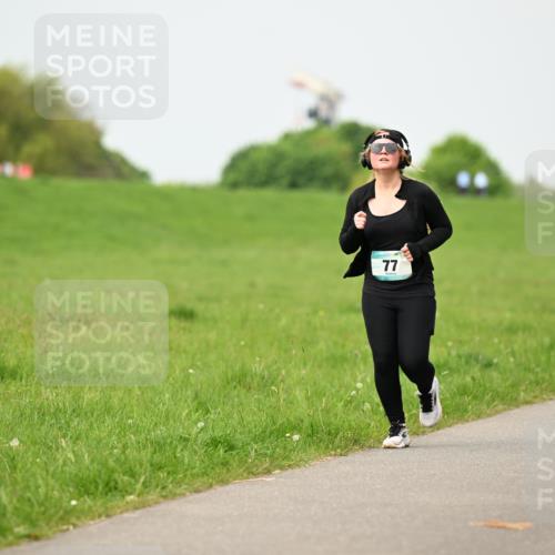 10.05.2026 - 8. Wedeler Halbmarathon Dr. Thomas Lammeyer http://msf.ph/oto/9700952 10.05.2026 11:41:16 Laufen  meine-sportfotos.de