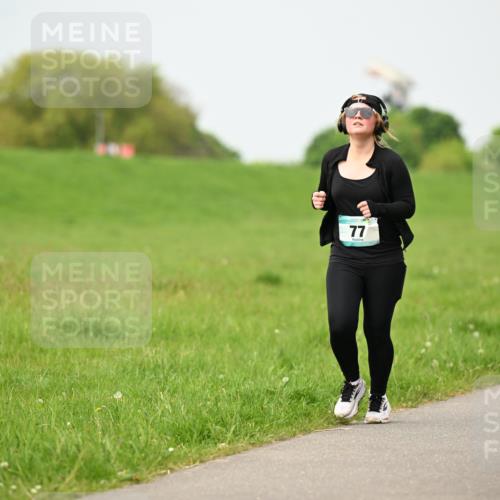 10.05.2026 - 8. Wedeler Halbmarathon Dr. Thomas Lammeyer http://msf.ph/oto/9700961 10.05.2026 11:41:17 Laufen  meine-sportfotos.de