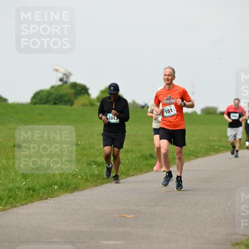 10.05.2026 - 8. Wedeler Halbmarathon Dr. Thomas Lammeyer http://msf.ph/oto/9700978 10.05.2026 11:41:25 Laufen 151, 1013 meine-sportfotos.de