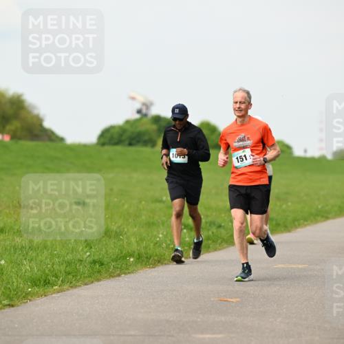 10.05.2026 - 8. Wedeler Halbmarathon Dr. Thomas Lammeyer http://msf.ph/oto/9700985 10.05.2026 11:41:26 Laufen 1015, 151 meine-sportfotos.de
