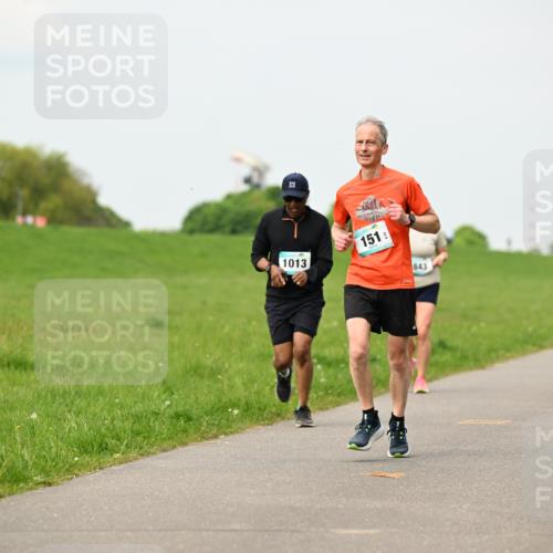 10.05.2026 - 8. Wedeler Halbmarathon Dr. Thomas Lammeyer http://msf.ph/oto/9700989 10.05.2026 11:41:27 Laufen 1013, 151, 843 meine-sportfotos.de