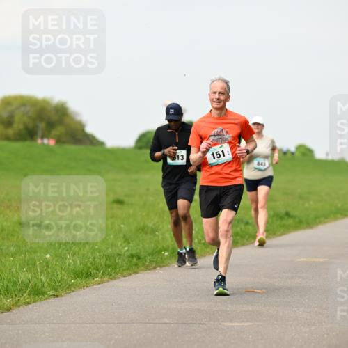 10.05.2026 - 8. Wedeler Halbmarathon Dr. Thomas Lammeyer http://msf.ph/oto/9700992 10.05.2026 11:41:27 Laufen 151, 843 meine-sportfotos.de