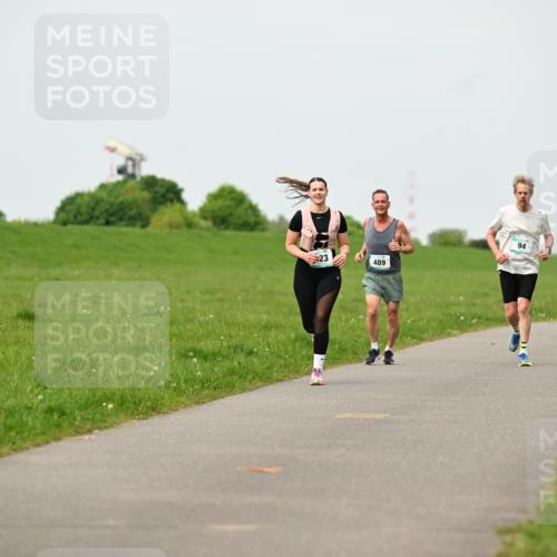 10.05.2026 - 8. Wedeler Halbmarathon Dr. Thomas Lammeyer http://msf.ph/oto/9701041 10.05.2026 11:41:37 Laufen 489, 2043 meine-sportfotos.de