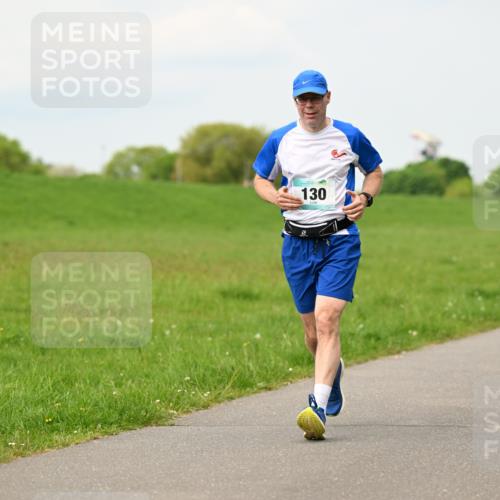 10.05.2026 - 8. Wedeler Halbmarathon Dr. Thomas Lammeyer http://msf.ph/oto/9701132 10.05.2026 11:41:56 Laufen 130 meine-sportfotos.de