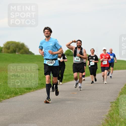 10.05.2026 - 8. Wedeler Halbmarathon Dr. Thomas Lammeyer http://msf.ph/oto/9701170 10.05.2026 11:42:02 Laufen 2207, 364, 941 meine-sportfotos.de