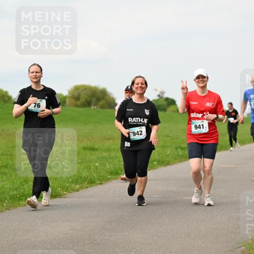 10.05.2026 - 8. Wedeler Halbmarathon Dr. Thomas Lammeyer http://msf.ph/oto/9701199 10.05.2026 11:42:07 Laufen 942, 941, 1020 meine-sportfotos.de