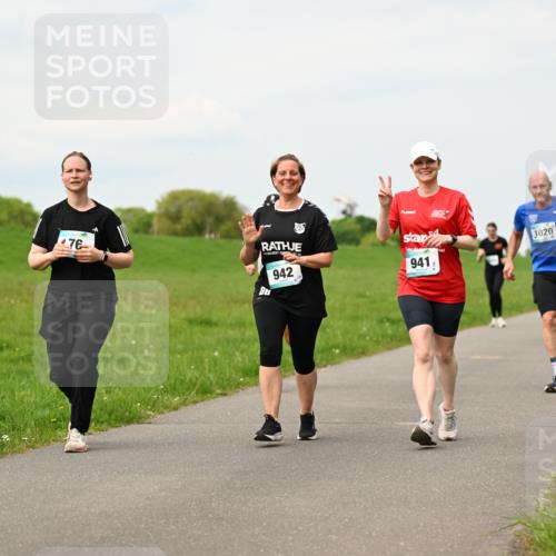 10.05.2026 - 8. Wedeler Halbmarathon Dr. Thomas Lammeyer http://msf.ph/oto/9701200 10.05.2026 11:42:07 Laufen 942, 1020, 941 meine-sportfotos.de