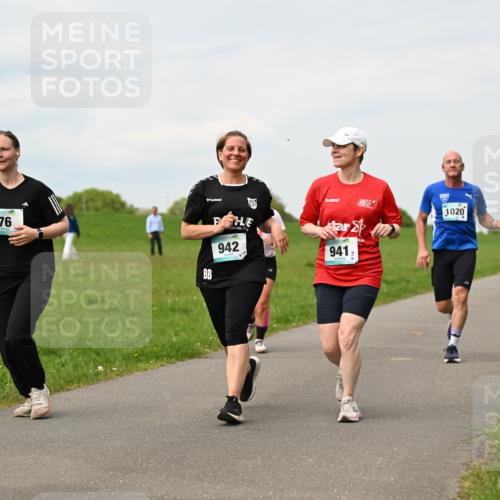 10.05.2026 - 8. Wedeler Halbmarathon Dr. Thomas Lammeyer http://msf.ph/oto/9701207 10.05.2026 11:42:09 Laufen 942, 941, 1020 meine-sportfotos.de