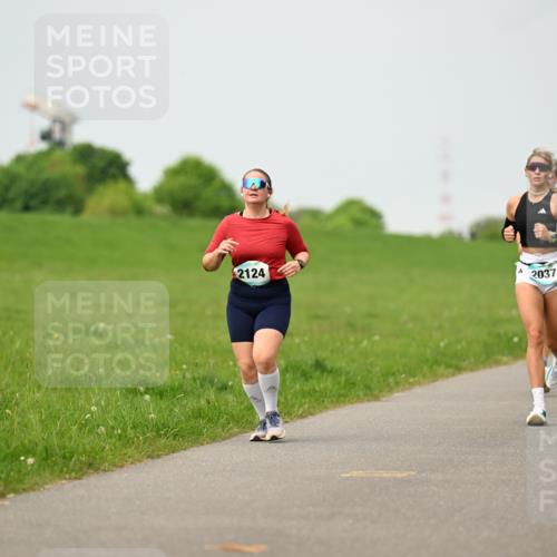 10.05.2026 - 8. Wedeler Halbmarathon Dr. Thomas Lammeyer http://msf.ph/oto/9701276 10.05.2026 11:42:26 Laufen 2124, 2037 meine-sportfotos.de