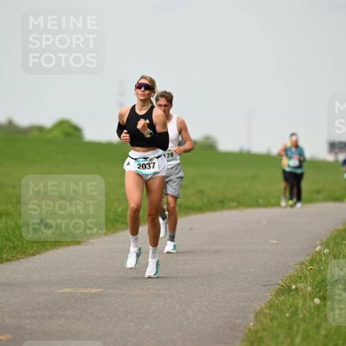 10.05.2026 - 8. Wedeler Halbmarathon Dr. Thomas Lammeyer http://msf.ph/oto/9701282 10.05.2026 11:42:28 Laufen 2124, 2037, 179 meine-sportfotos.de