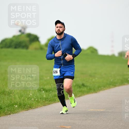 10.05.2026 - 8. Wedeler Halbmarathon Dr. Thomas Lammeyer http://msf.ph/oto/9701385 10.05.2026 11:42:54 Laufen 526 meine-sportfotos.de