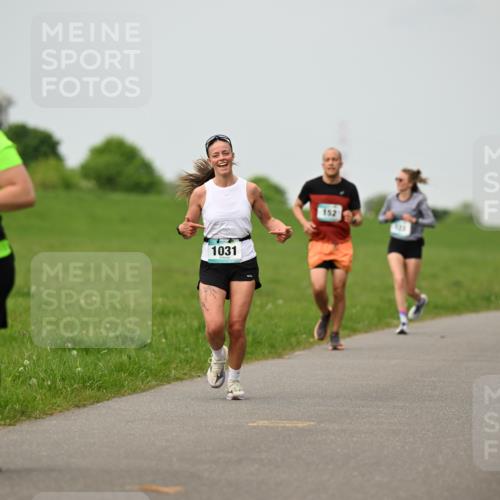 10.05.2026 - 8. Wedeler Halbmarathon Dr. Thomas Lammeyer http://msf.ph/oto/9701506 10.05.2026 11:43:24 Laufen 2174, 1031, 152 meine-sportfotos.de