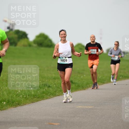 10.05.2026 - 8. Wedeler Halbmarathon Dr. Thomas Lammeyer http://msf.ph/oto/9701509 10.05.2026 11:43:24 Laufen 2174, 1031 meine-sportfotos.de