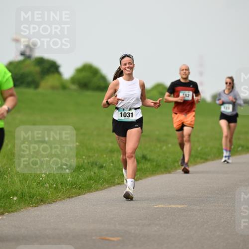 10.05.2026 - 8. Wedeler Halbmarathon Dr. Thomas Lammeyer http://msf.ph/oto/9701510 10.05.2026 11:43:24 Laufen 2174, 1031 meine-sportfotos.de