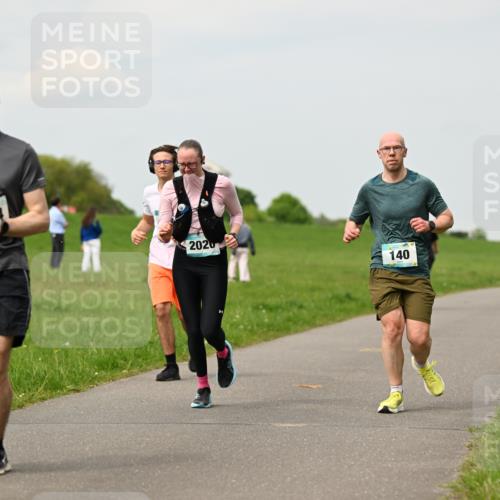 10.05.2026 - 8. Wedeler Halbmarathon Dr. Thomas Lammeyer http://msf.ph/oto/9701710 10.05.2026 11:44:33 Laufen 2014, 2020, 140 meine-sportfotos.de