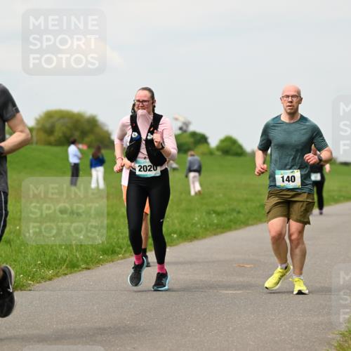 10.05.2026 - 8. Wedeler Halbmarathon Dr. Thomas Lammeyer http://msf.ph/oto/9701715 10.05.2026 11:44:34 Laufen 1014, 2020, 140 meine-sportfotos.de