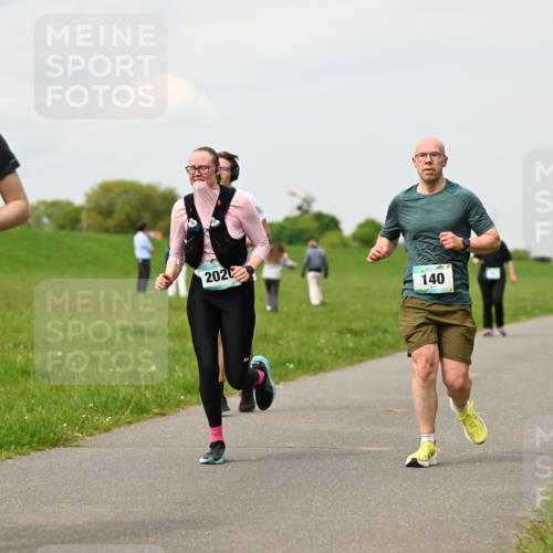 10.05.2026 - 8. Wedeler Halbmarathon Dr. Thomas Lammeyer http://msf.ph/oto/9701717 10.05.2026 11:44:34 Laufen 2020, 140 meine-sportfotos.de