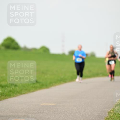 10.05.2026 - 8. Wedeler Halbmarathon Dr. Thomas Lammeyer http://msf.ph/oto/9701738 10.05.2026 11:44:42 Laufen  meine-sportfotos.de