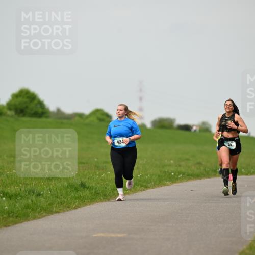10.05.2026 - 8. Wedeler Halbmarathon Dr. Thomas Lammeyer http://msf.ph/oto/9701754 10.05.2026 11:44:45 Laufen 424 meine-sportfotos.de