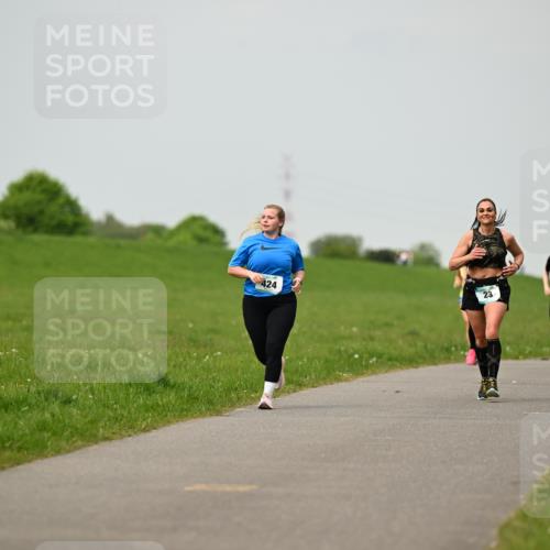 10.05.2026 - 8. Wedeler Halbmarathon Dr. Thomas Lammeyer http://msf.ph/oto/9701755 10.05.2026 11:44:45 Laufen 424 meine-sportfotos.de