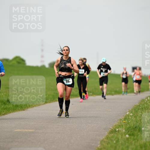 10.05.2026 - 8. Wedeler Halbmarathon Dr. Thomas Lammeyer http://msf.ph/oto/9701767 10.05.2026 11:44:48 Laufen 424 meine-sportfotos.de