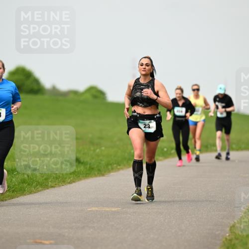 10.05.2026 - 8. Wedeler Halbmarathon Dr. Thomas Lammeyer http://msf.ph/oto/9701777 10.05.2026 11:44:49 Laufen 424 meine-sportfotos.de
