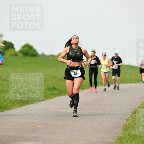 10.05.2026 - 8. Wedeler Halbmarathon Dr. Thomas Lammeyer http://msf.ph/oto/9701786 10.05.2026 11:44:50 Laufen 424 meine-sportfotos.de