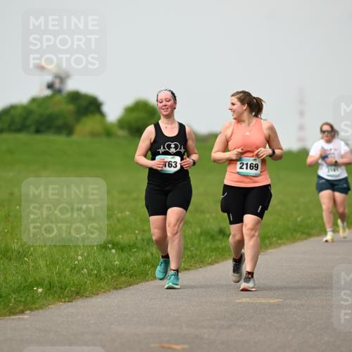 10.05.2026 - 8. Wedeler Halbmarathon Dr. Thomas Lammeyer http://msf.ph/oto/9701852 10.05.2026 11:45:11 Laufen 163, 2169 meine-sportfotos.de